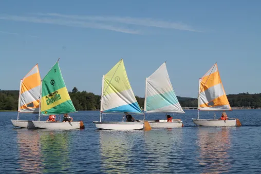 ETE 2024 – Juillet – Séjour « Voile » à Neuvic (labellisé « Colo-apprenante »)